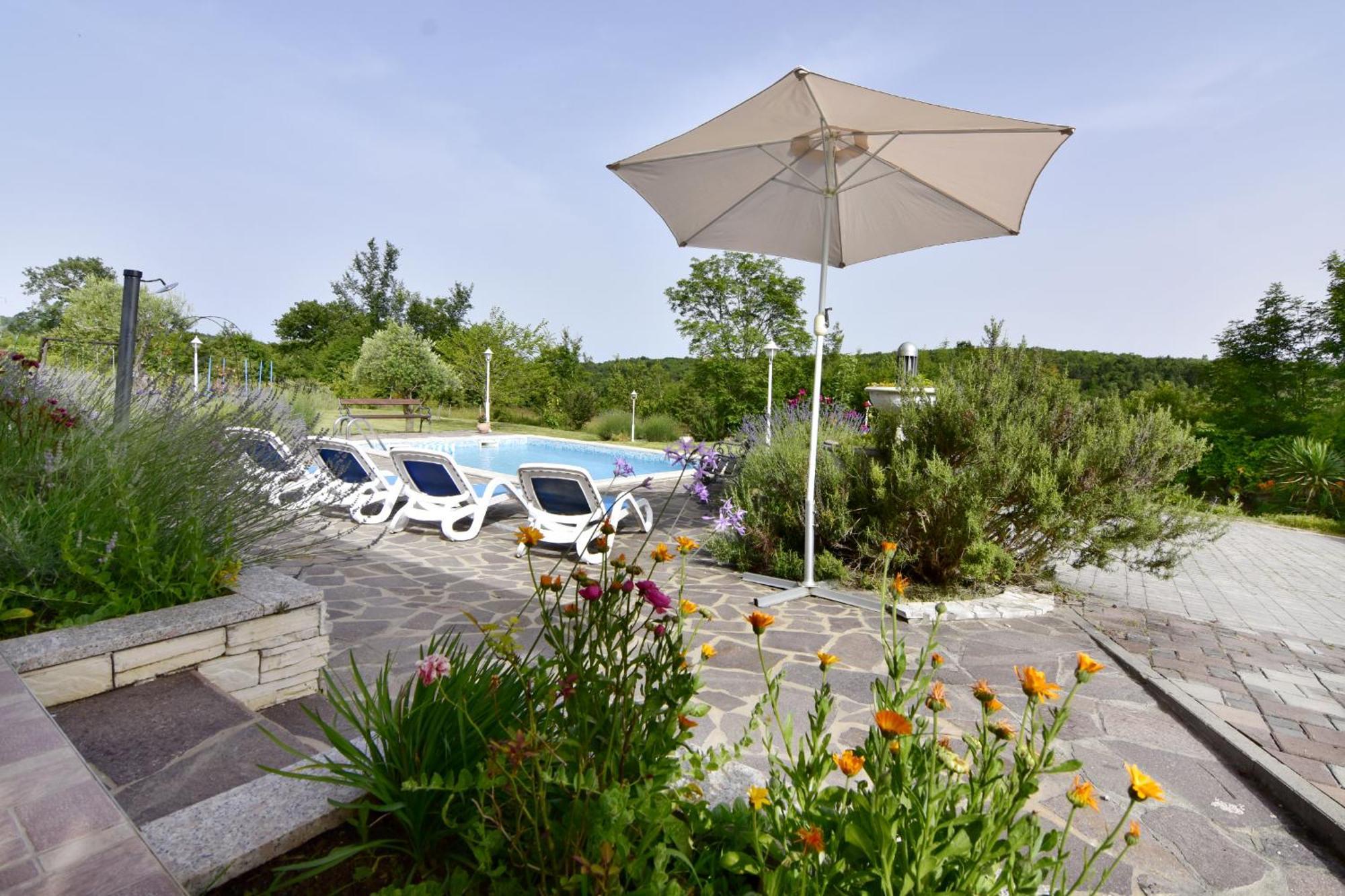 Vila Vesna โกรชน์ยัน ภายนอก รูปภาพ