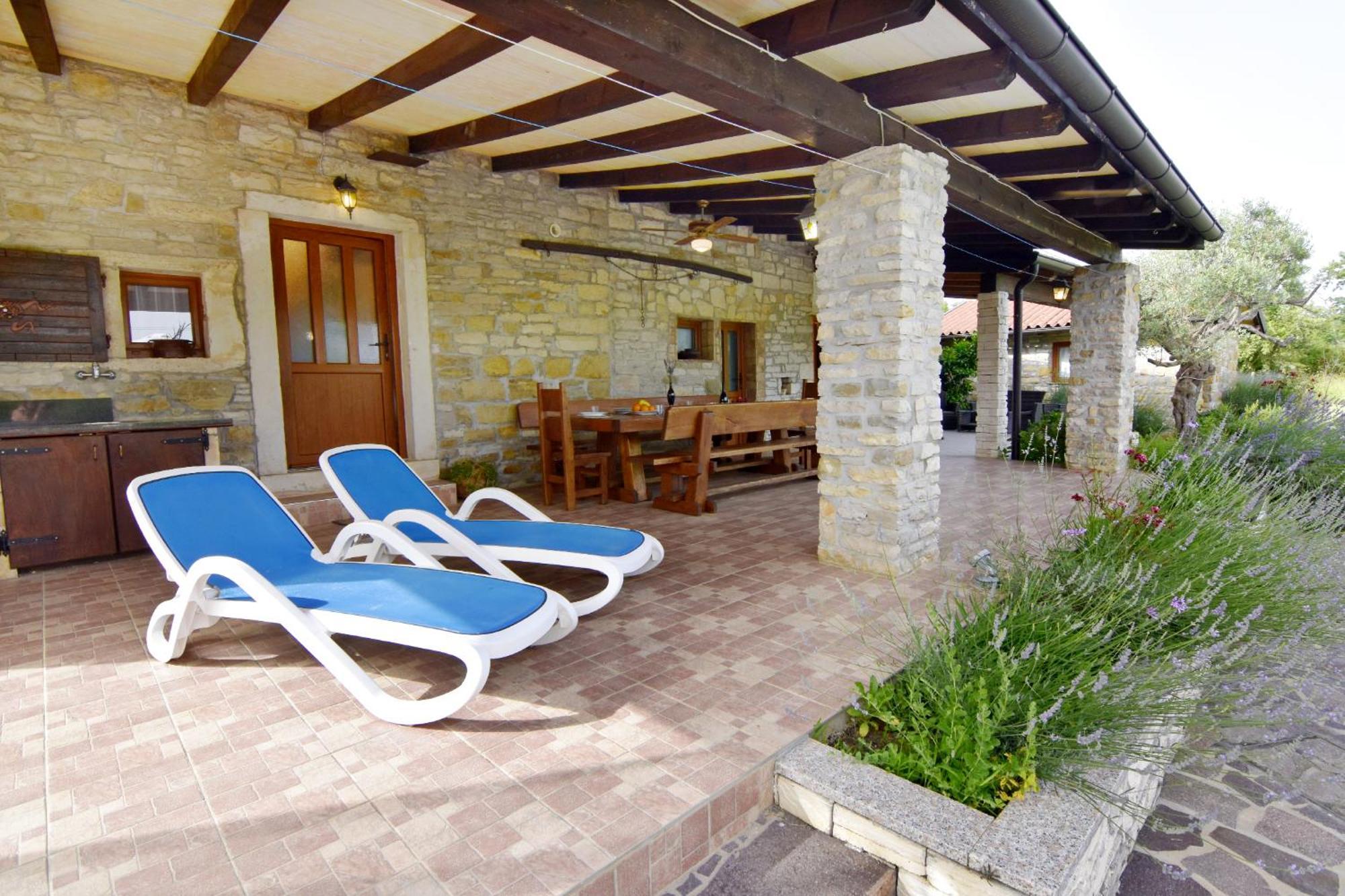 Vila Vesna โกรชน์ยัน ภายนอก รูปภาพ