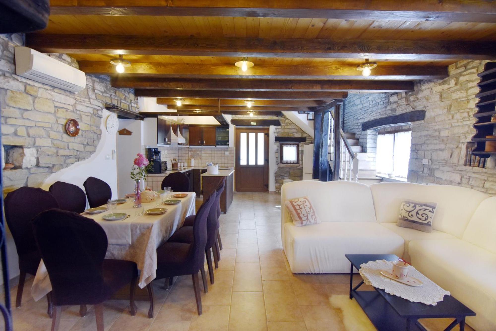Vila Vesna โกรชน์ยัน ภายนอก รูปภาพ