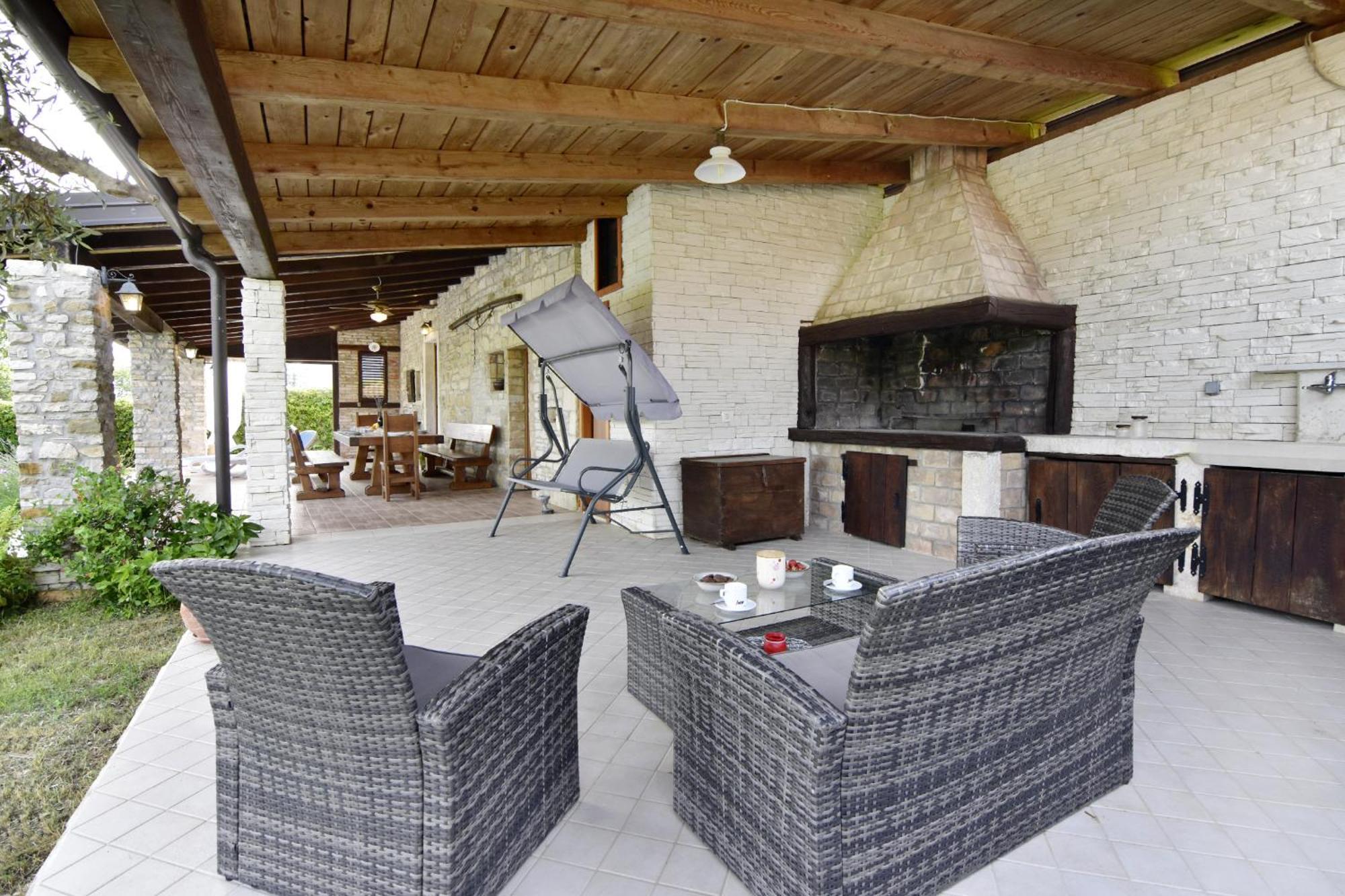 Vila Vesna โกรชน์ยัน ภายนอก รูปภาพ