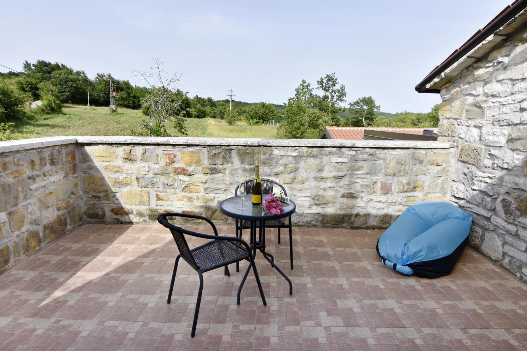 Vila Vesna โกรชน์ยัน ภายนอก รูปภาพ