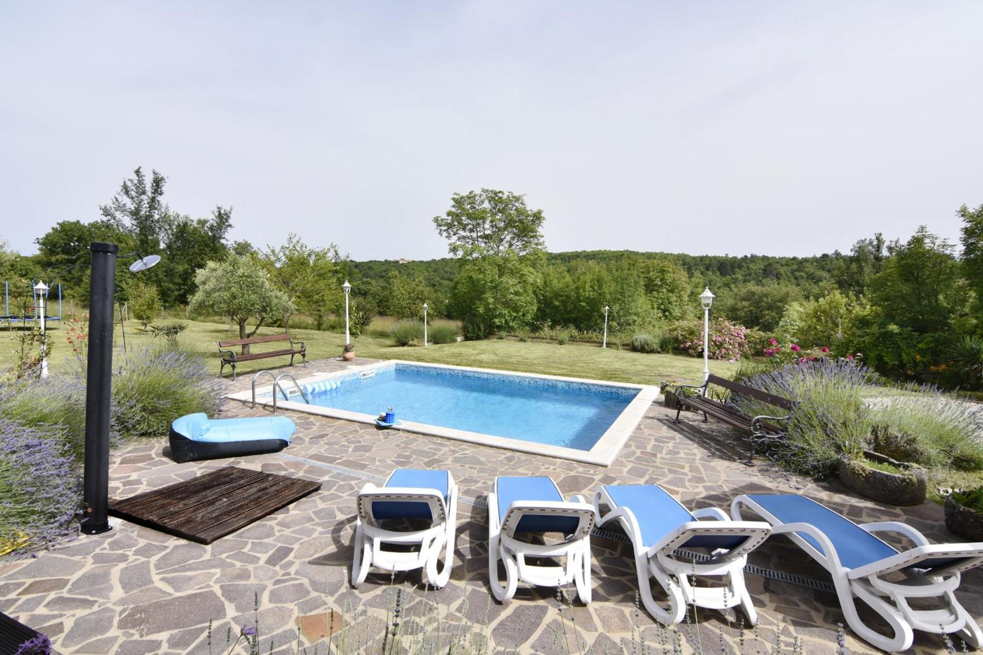 Vila Vesna โกรชน์ยัน ภายนอก รูปภาพ