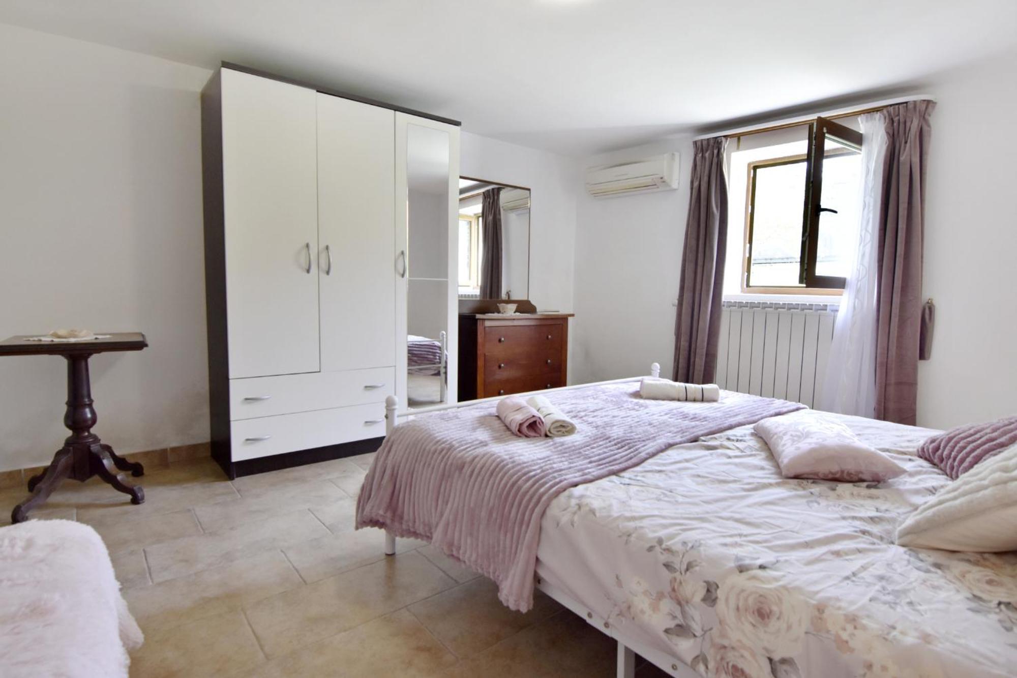 Vila Vesna โกรชน์ยัน ภายนอก รูปภาพ